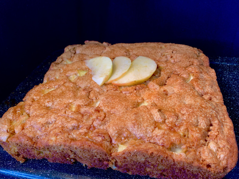 Apple Chunk Cake