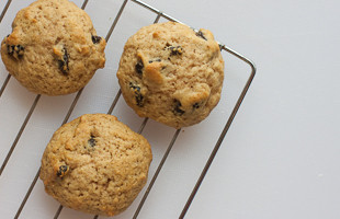 Applesauce Cookies