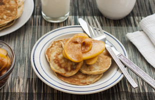 Banana Pancakes with Apple Topping
